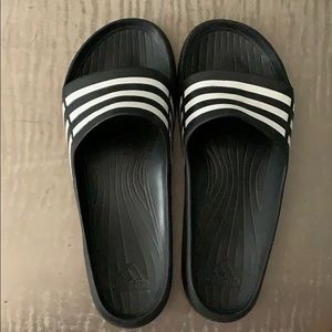 Adidas Slides (black)